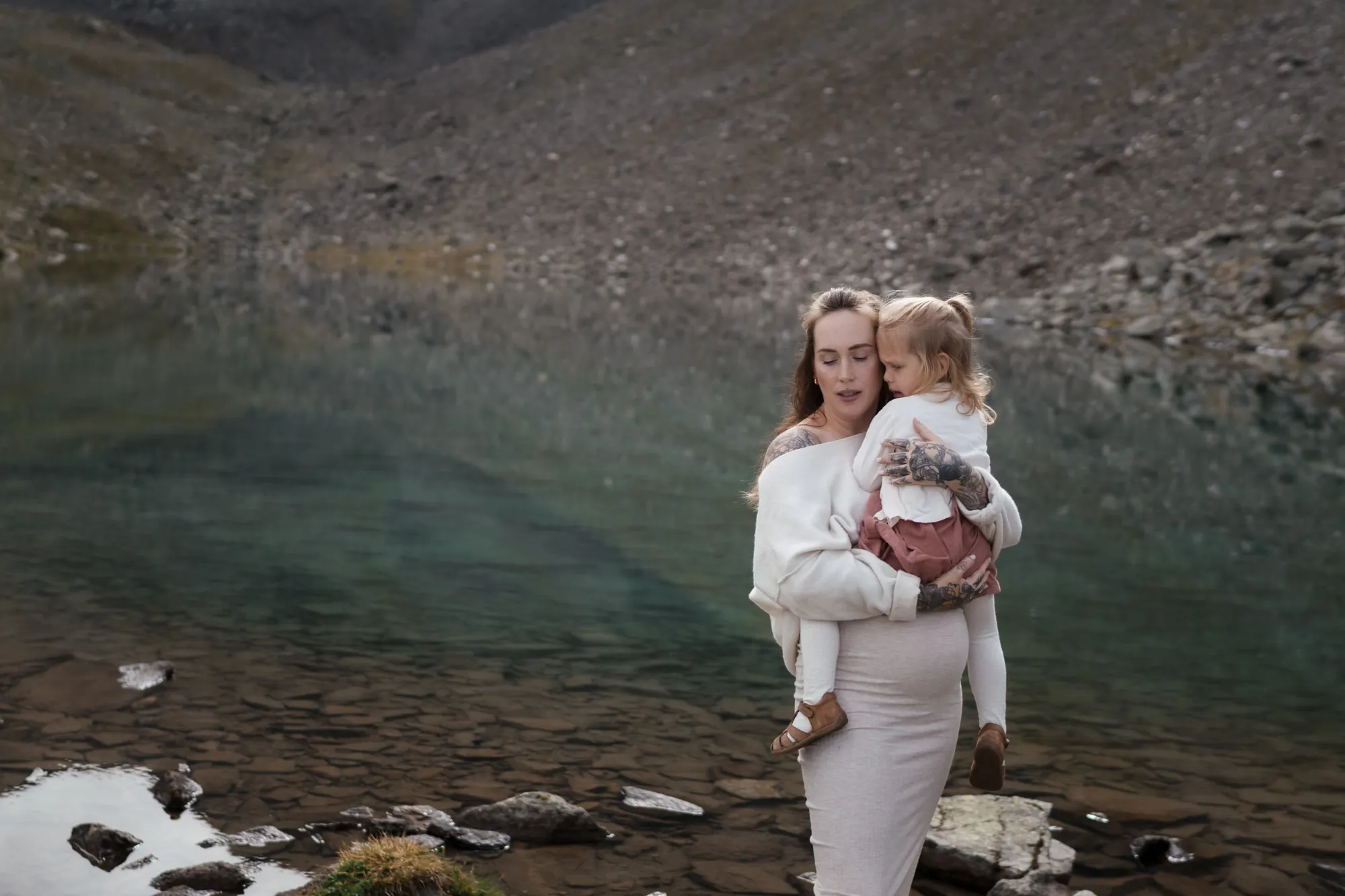 Babybauch Fotografie Tirol – Schwangerschaftsshooting bei Innsbruck, Photo Kiss (1)